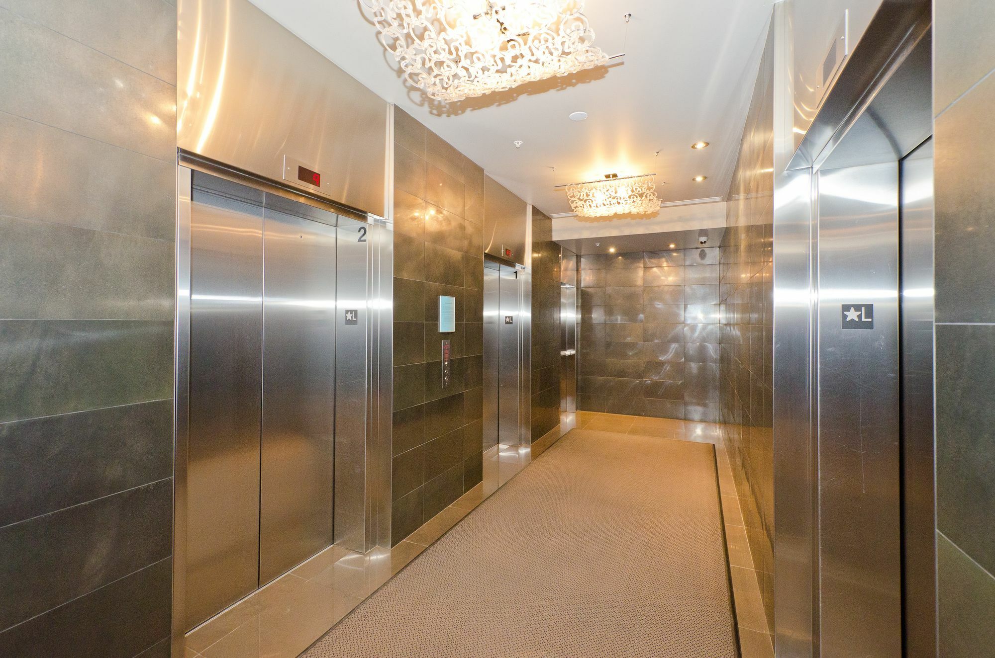 Suite Digs Arriva YYC Eksteriør billede