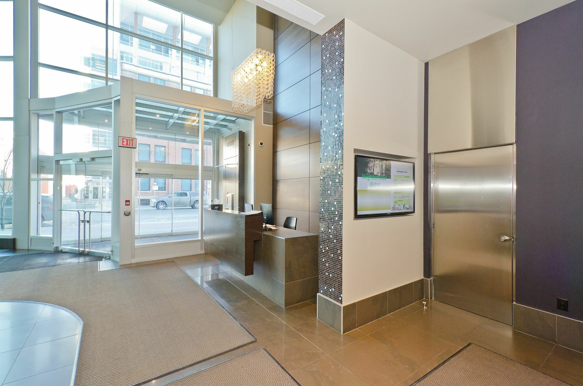 Suite Digs Arriva YYC Eksteriør billede